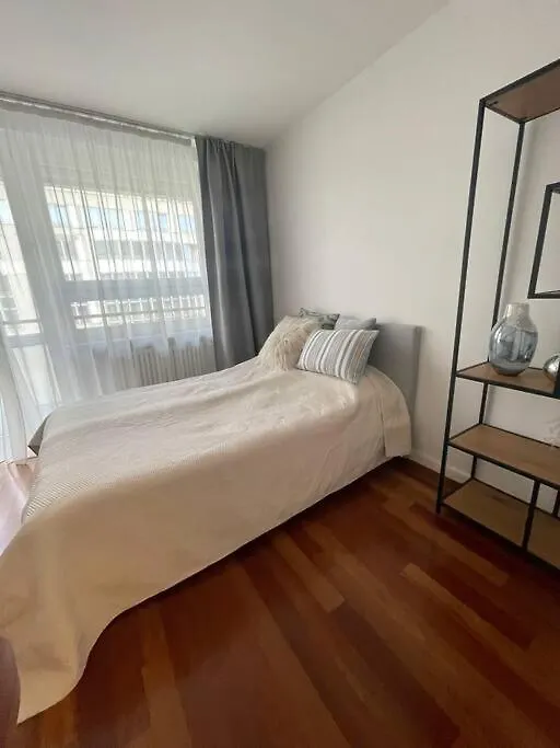 Apartman Great 2 Bdr Apartment, Prestigious Location In The Center Of Warsaw. Lengyelország