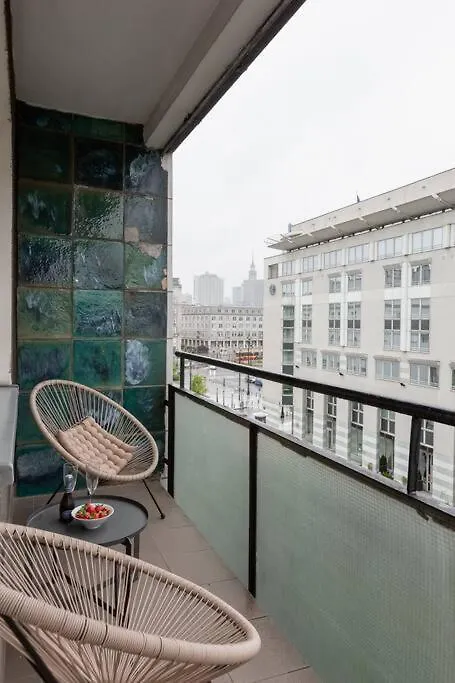Great 2 Bdr Apartment, Prestigious Location In The Center Of Warsaw. Polonia